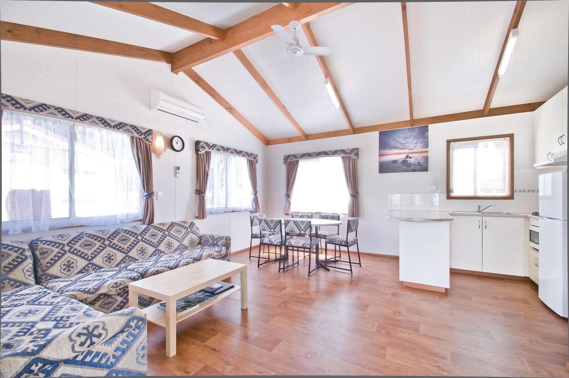 Warragul Gardens Holiday Park Dış mekan fotoğraf